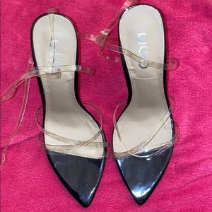 Black & clear heels 🖤